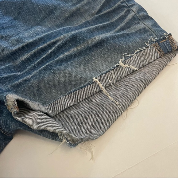 Buffalo David Bitton freak mid rise stretch shorts size 29 light/medium wash. - Picture 8 of 9